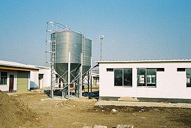 前《暗黑2》制作人：服务型游戏通过半成品内容获利